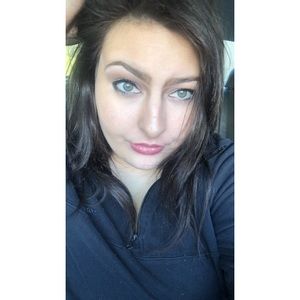 Meet your Posher, Brianna